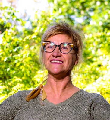 Valérie Martin Professeur de yoga du rire